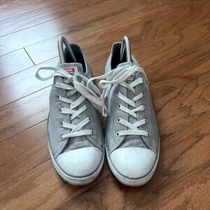Converse All Star Womens Size 10 Gray and White Lace Up Low Top Fabric